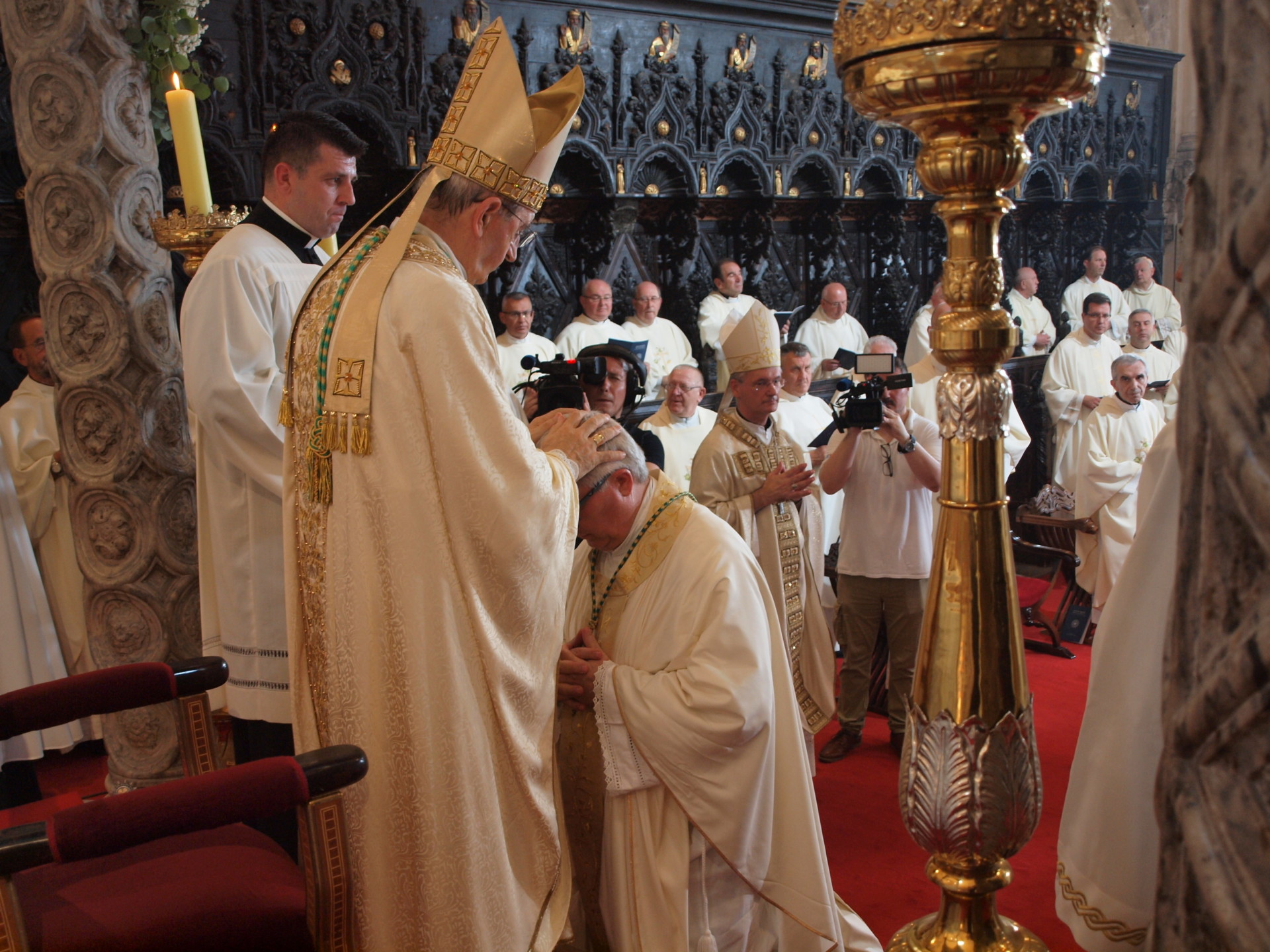 Kako izgleda ređenje biskupa? P1011958