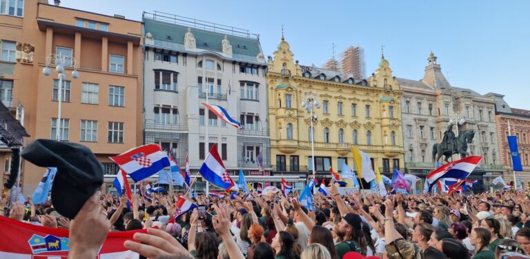 7. antunovski hod mladih