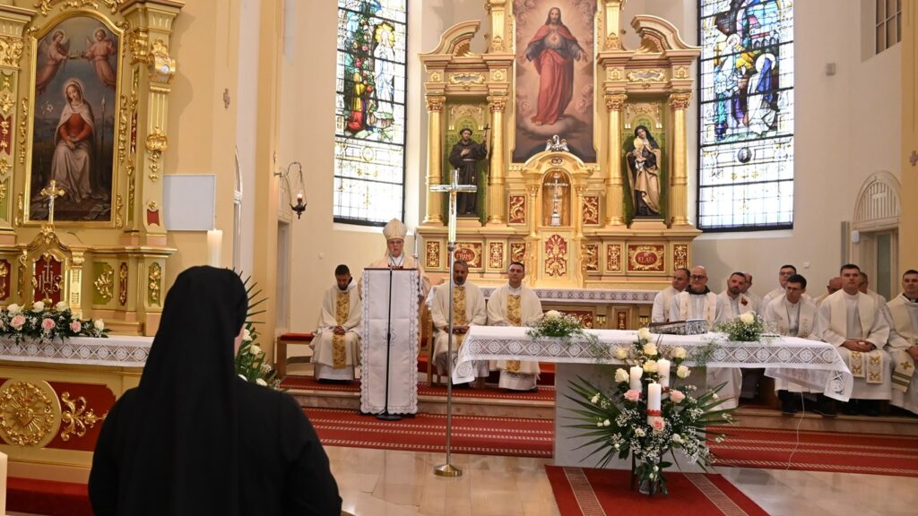 doživotni zavjeti milosrdne sestre sv. križa đakovo