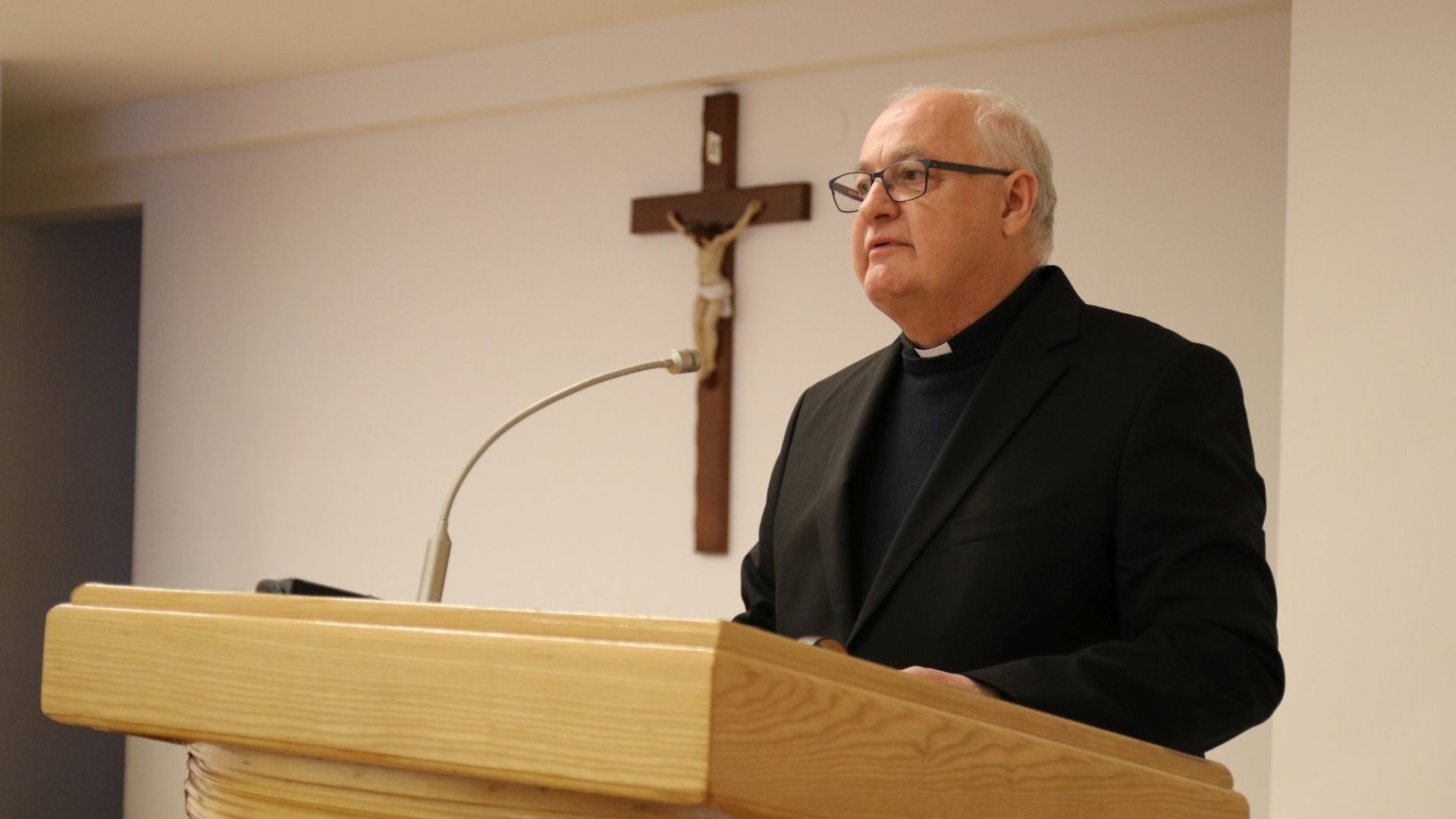 Mons. Vlado Razum: Za obitelj je spasonosno blagovanje uz tople i ...