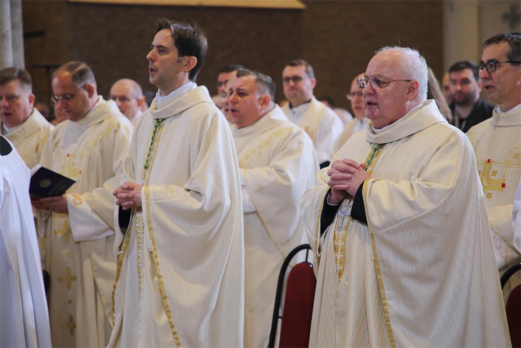 260131 Biskupsko redenje TUZN A1 20