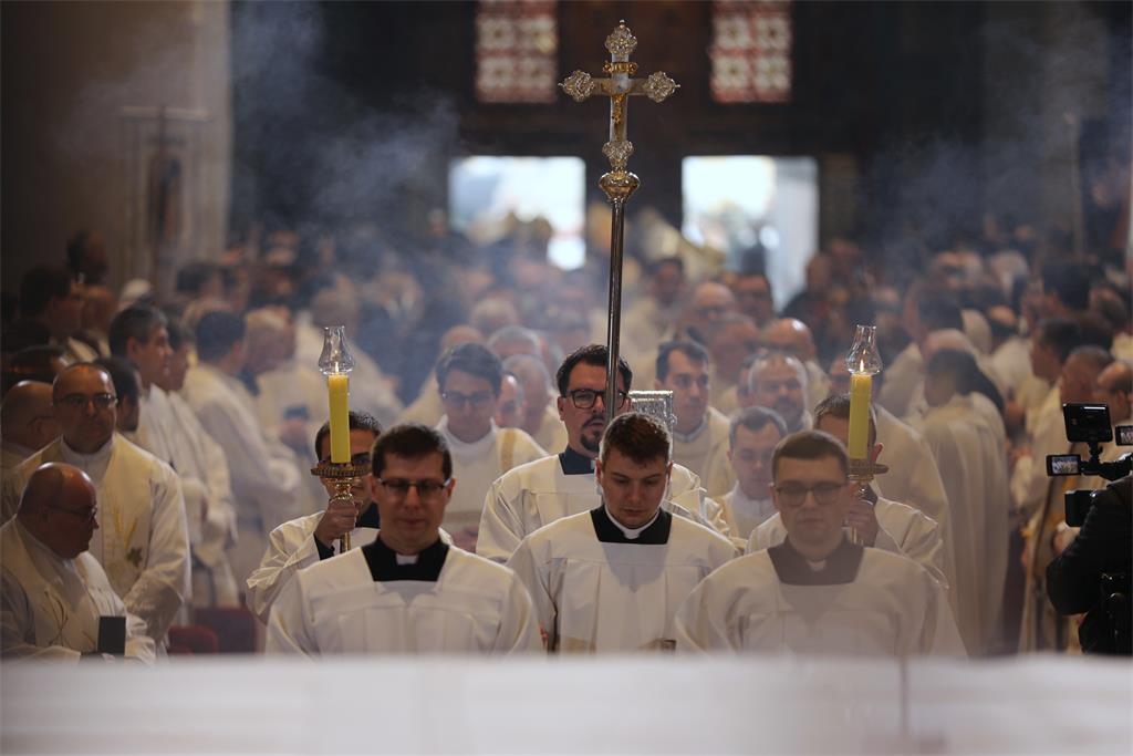 260131 Biskupsko redenje TUZN D1 1