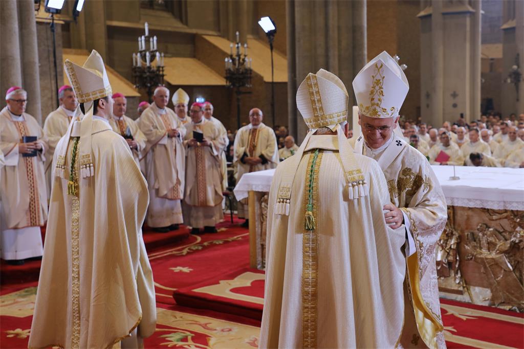 260131 Biskupsko redenje TUZN D2 37