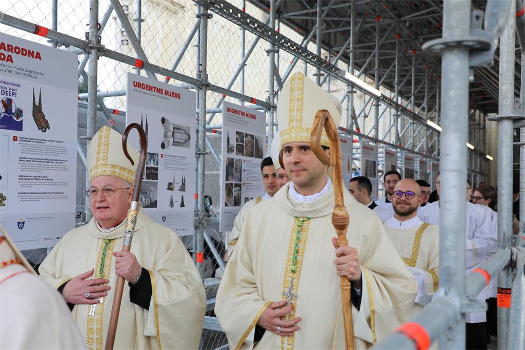 260131 Biskupsko redenje TUZN D3 14